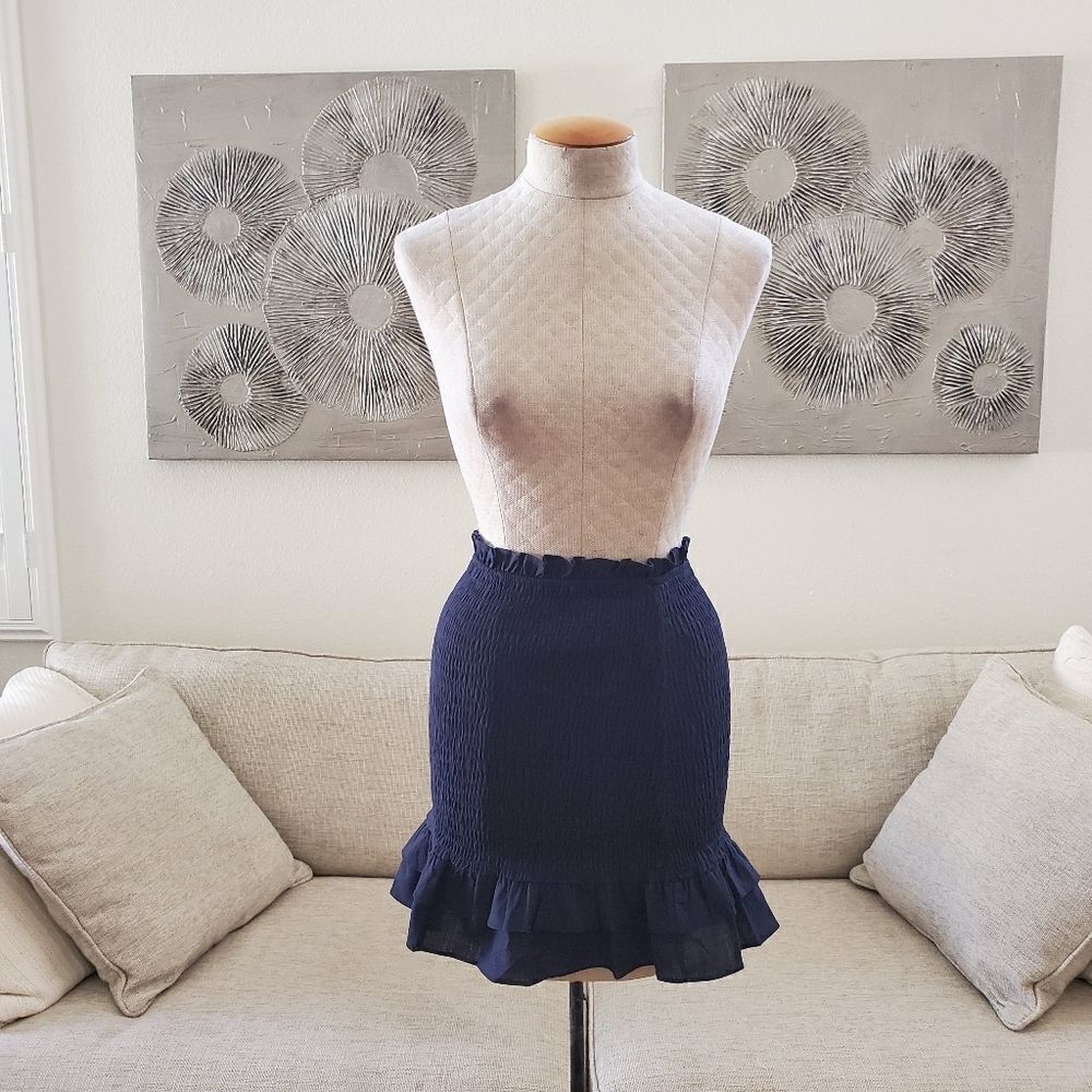 NEW! 4SI3NNA Lea Smocked Peplum Mini Skirt in Navy